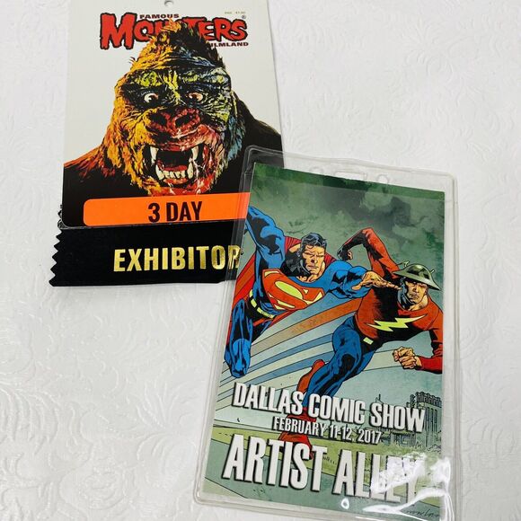 Lot 3 Vampire Magazines Books - Picture 2 of 16